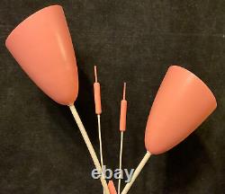 Vintage Mid Century Table Lamp Cattail Lily Double Cone Shades Pink & White 3way