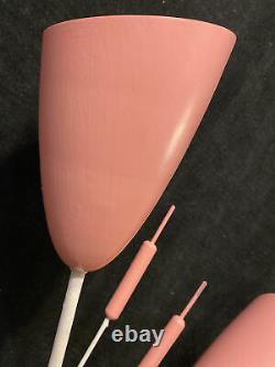 Vintage Mid Century Table Lamp Cattail Lily Double Cone Shades Pink & White 3way