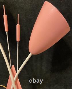 Vintage Mid Century Table Lamp Cattail Lily Double Cone Shades Pink & White 3way