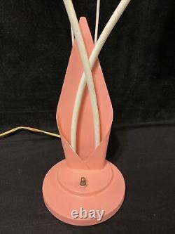 Vintage Mid Century Table Lamp Cattail Lily Double Cone Shades Pink & White 3way