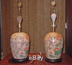 Vintage Pair Of Chinese Rose Famile Ginger Jar/vase Shape Lamps With Silk Shade