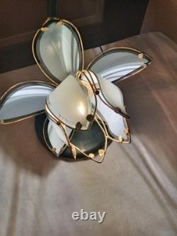 Vintage Regency Lotus Lamp