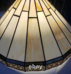 Vintage STYLE STAINED GLASS LAMP SHADE TIFFANY STYLE