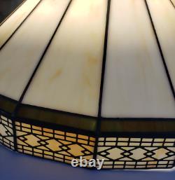 Vintage STYLE STAINED GLASS LAMP SHADE TIFFANY STYLE