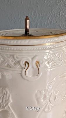 Vintage Schierholz German Porcelain Nude Figural Lamp Lithophane Shade 19