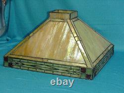 Vintage Signed 14 Dale Tiffany Slag Glass Lamp Shade Iredescent Mission Stained