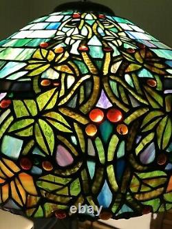 Vintage Tiffany Style Stained Glass Lamp Shade Beautiful Elegance