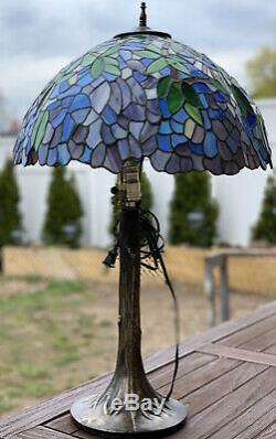 Vintage Tiffany Style Wisteria Stained Glass Lamp