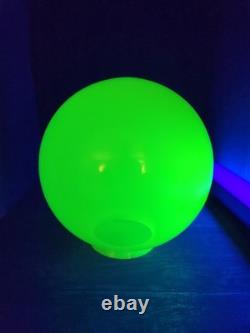 Vintage Uranium Vaseline Custard Glass 7 Globe Shade