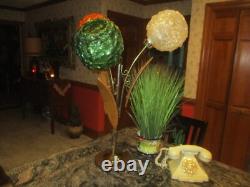 Vintage tall mid century 3 lucite globe shade table lamp