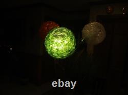 Vintage tall mid century 3 lucite globe shade table lamp