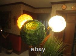 Vintage tall mid century 3 lucite globe shade table lamp