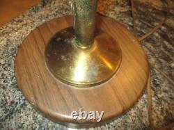 Vintage tall mid century 3 lucite globe shade table lamp