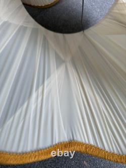 Vtg 1970's Regency Drum Lamp Shades, Pinch Pleated Cream Vinyl withGold Trim -18