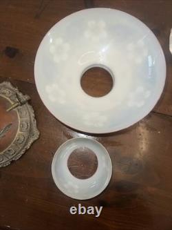 Vtg. B&H Inc. Gas Lamp Glass Floral Shades Great Cond. No Chips In Shades
