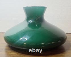 Vtg Green Cased Glass Student Tam O Shanter Aladdin Oil Lamp Shade 9.5 Fitter