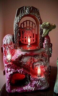 Vtg He-Man Castle Grayskull Snake Mountain Halloween Folk Art Lamps Lights VIDEO