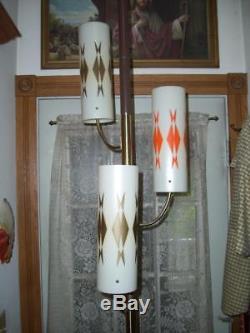Vtg MID CENTURY RETRO ATOMIC TENSION POLE LAMP (3)LIGHT FIBERGLASS SHADES