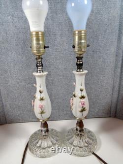 Vtg. Pair White Porcelain Boudoir Lamps/pink Fiberglass Whipstitch Shades-read