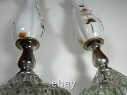 Vtg. Pair White Porcelain Boudoir Lamps/pink Fiberglass Whipstitch Shades-read