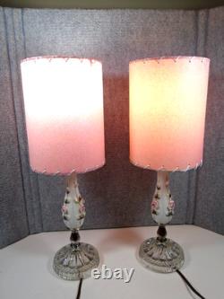 Vtg. Pair White Porcelain Boudoir Lamps/pink Fiberglass Whipstitch Shades-read