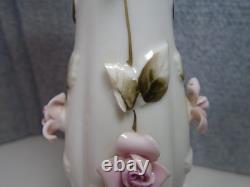 Vtg. Pair White Porcelain Boudoir Lamps/pink Fiberglass Whipstitch Shades-read