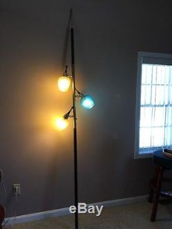 Vtg Rando Danish Modern Tension Pole Floor To Ceiling Lamp Light 3 Glass Shades