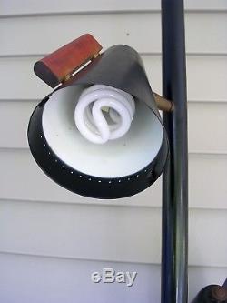 Vtg Stiffel Raymond Loewy Mid Century Black Tension Pole Lamp Cone Shades