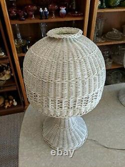 Works! Vintage White Wicker Rattan Lamp with Matching Shade