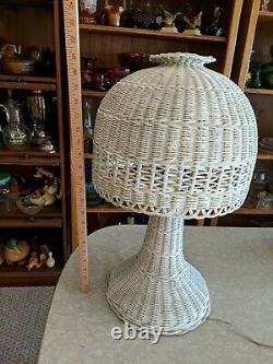 Works! Vintage White Wicker Rattan Lamp with Matching Shade